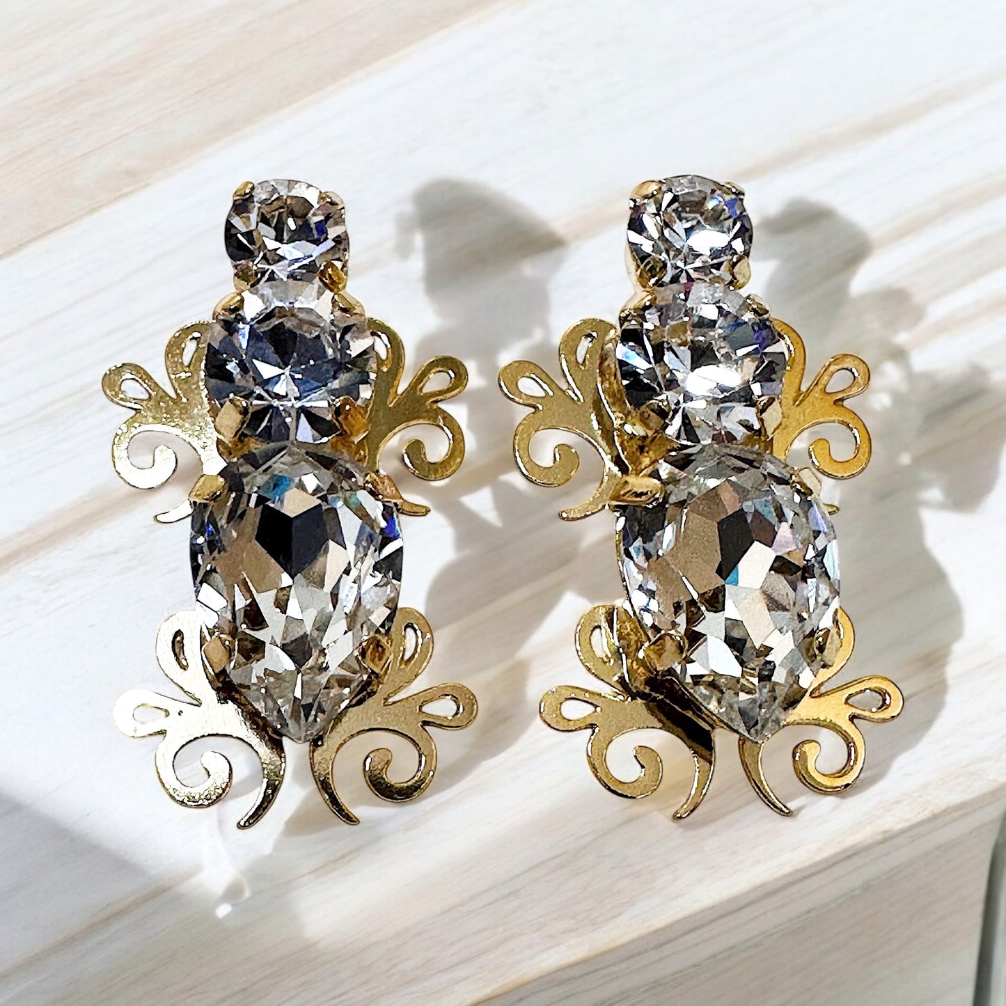 Crystal Vintage Stud Gold Earrings