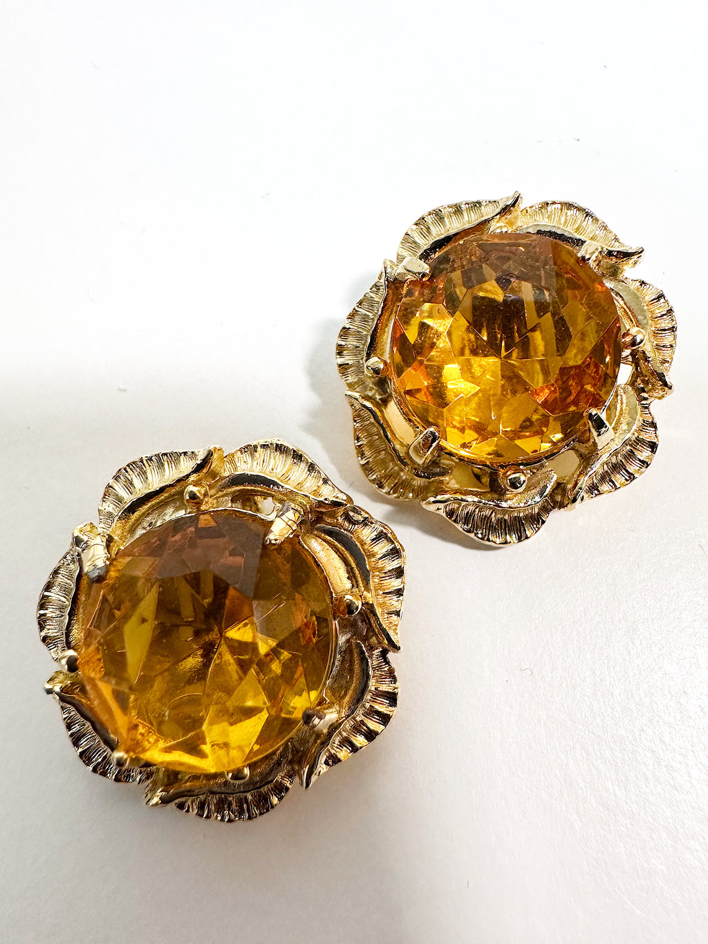 Gold tone topaz glass crystal round stud clip on earrings