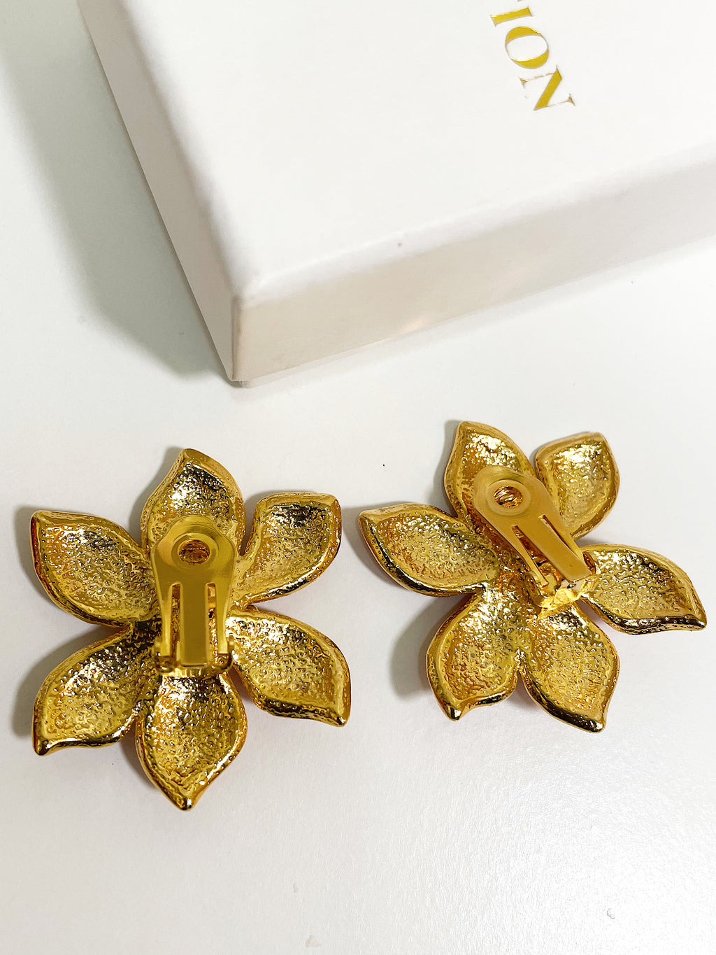 Blue enamel flower stud clip on earrings