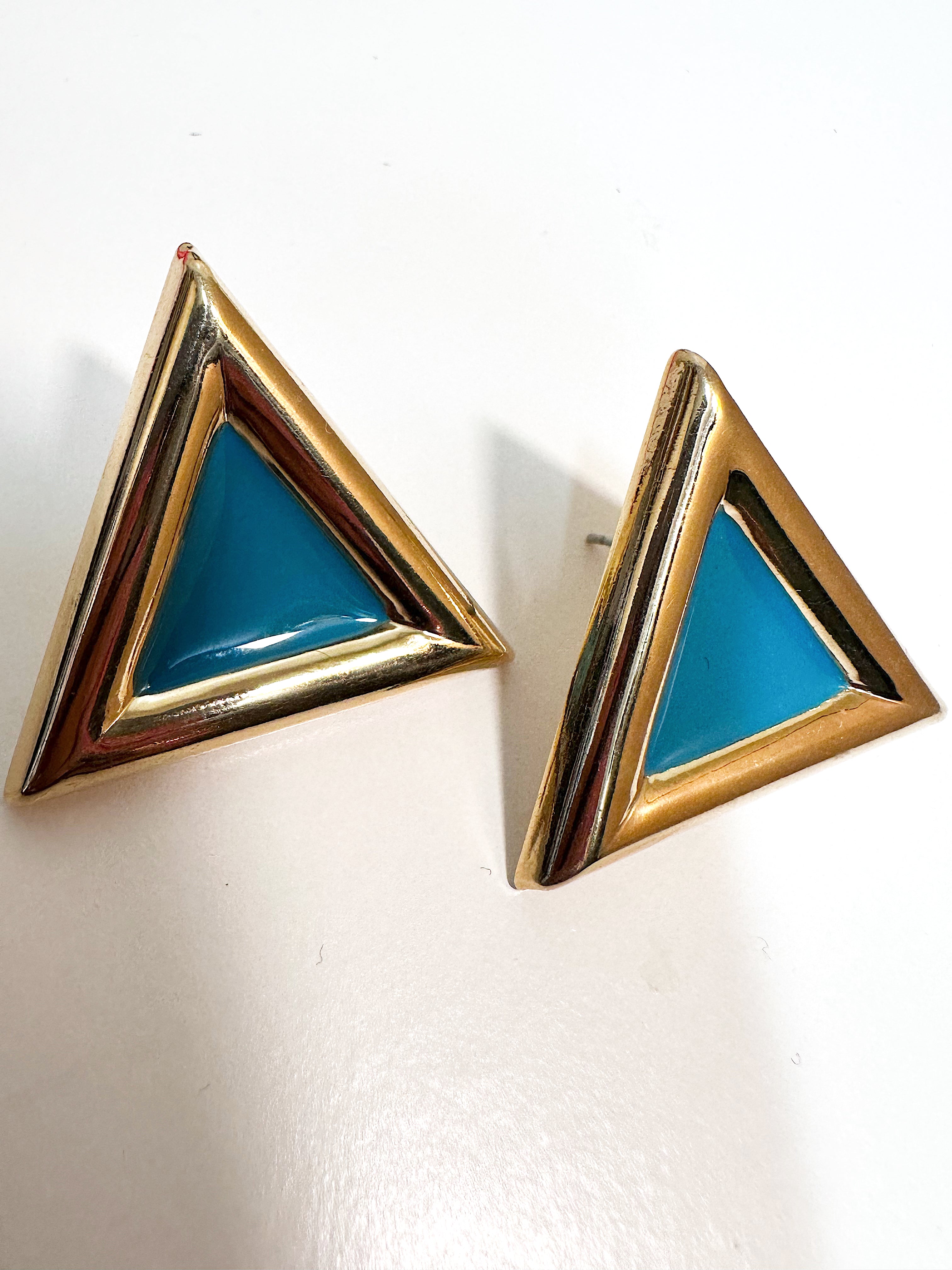Turquoise enamel gold tone triangular stud earrings for pierced ears.