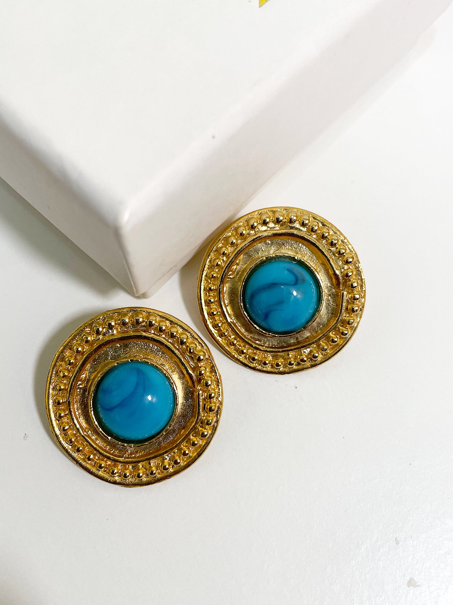 Turquoise blue cabochon round domed clip on earrings