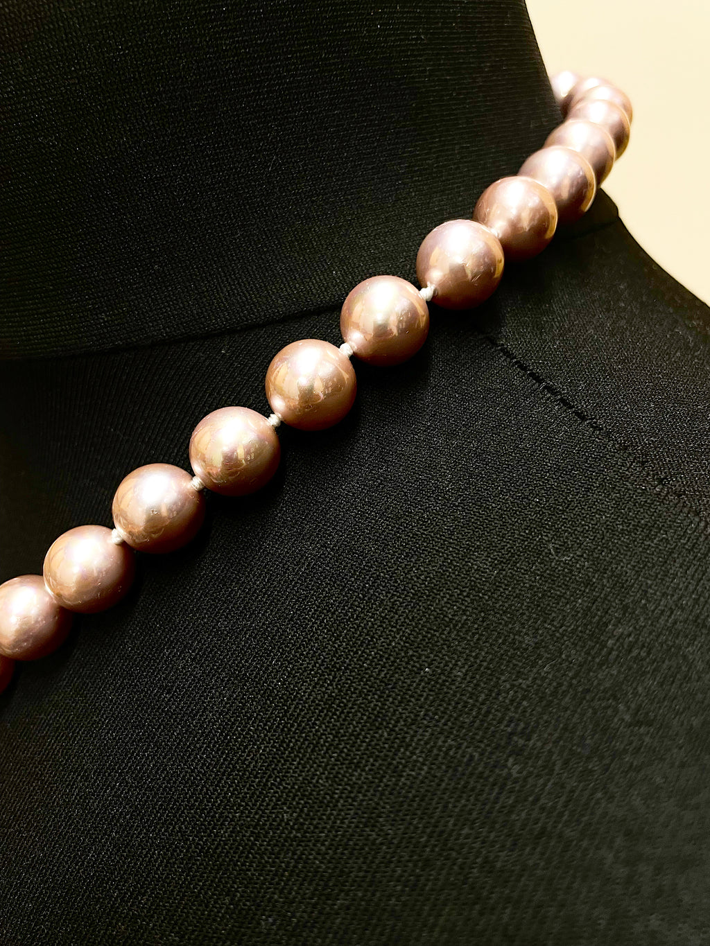 Dusty Pink Mother Of Pearl Lariat Necklace.