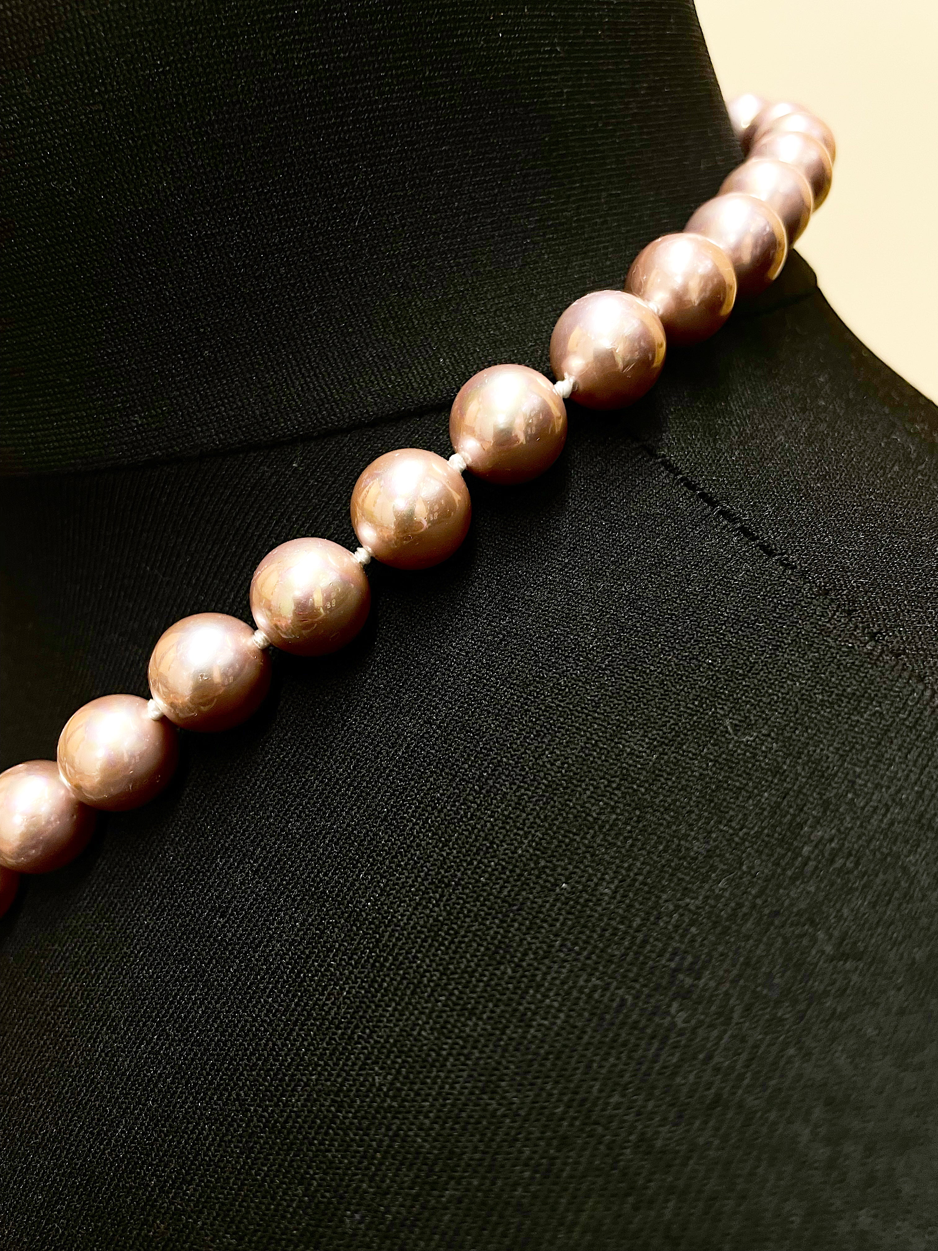 Dusty Pink Mother Of Pearl Lariat Necklace.