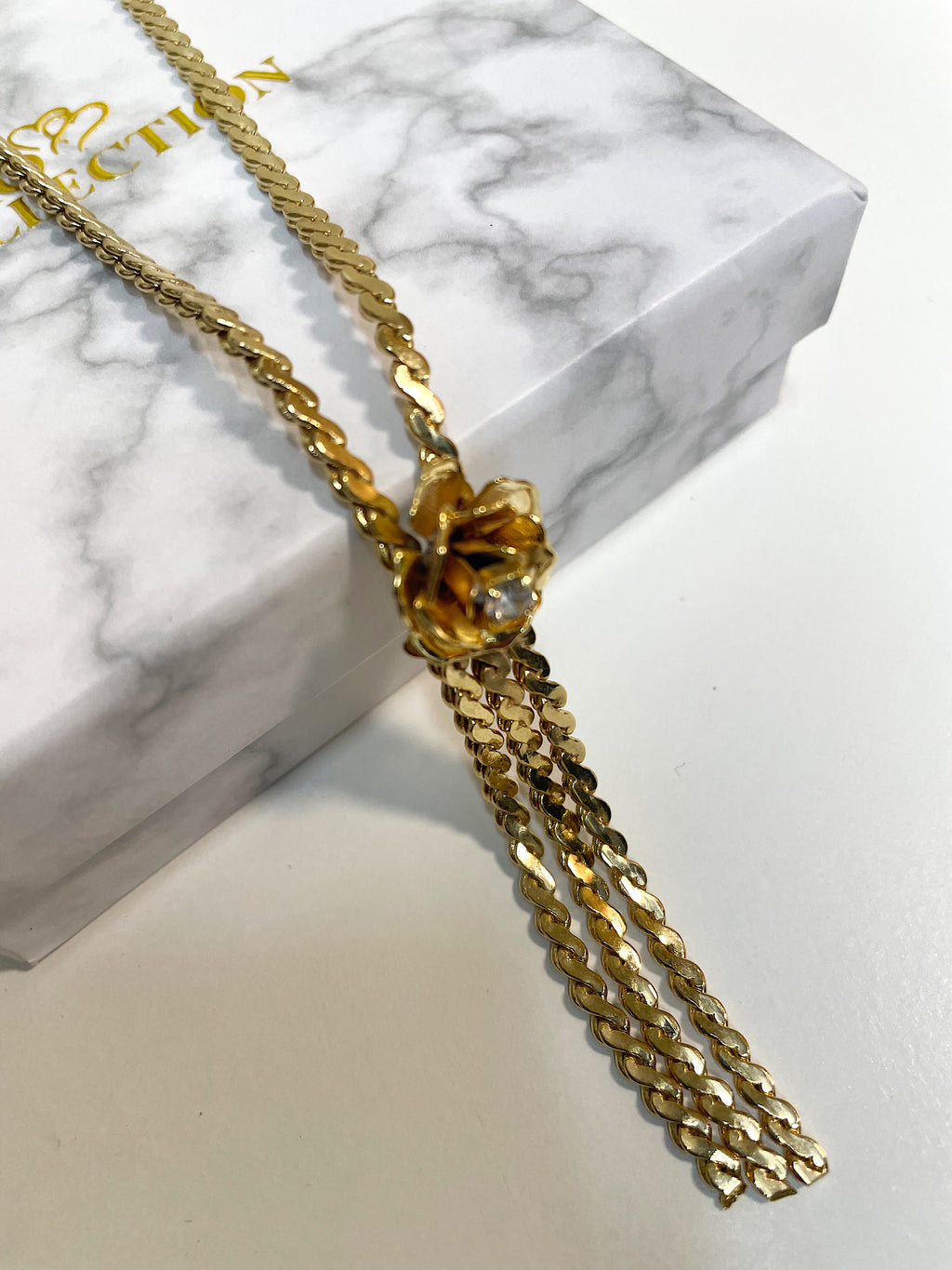 Floral Crystal Lariat Gold Twisted Flat Chain Necklace