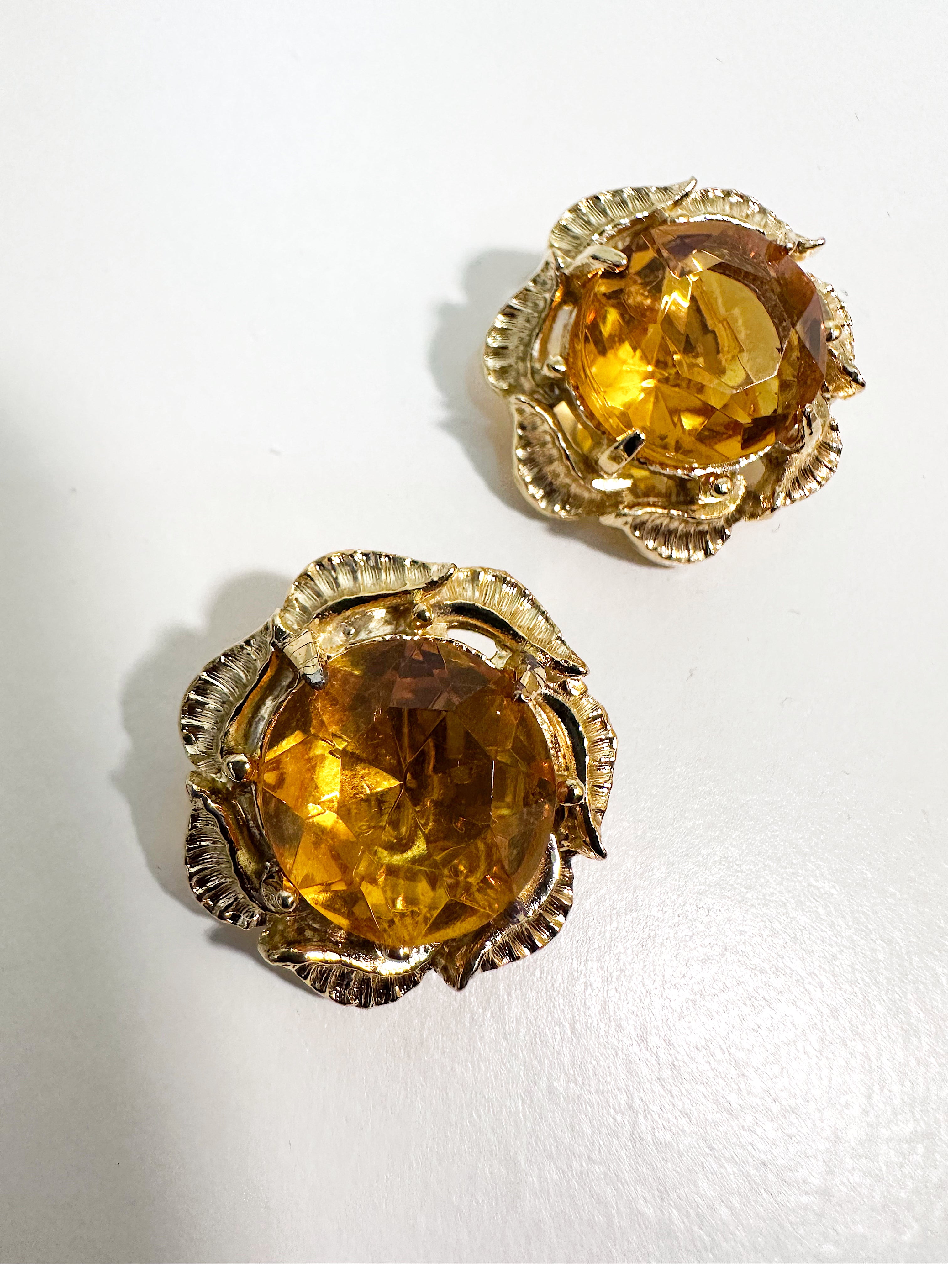 Gold tone topaz glass crystal round stud clip on earrings