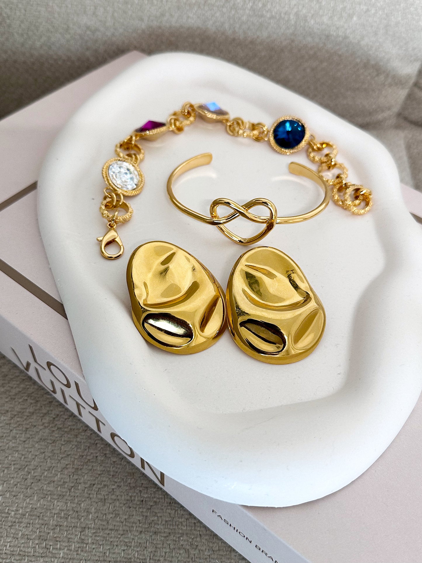 Gold Bangle Bracelet Heart Pretzel Knot