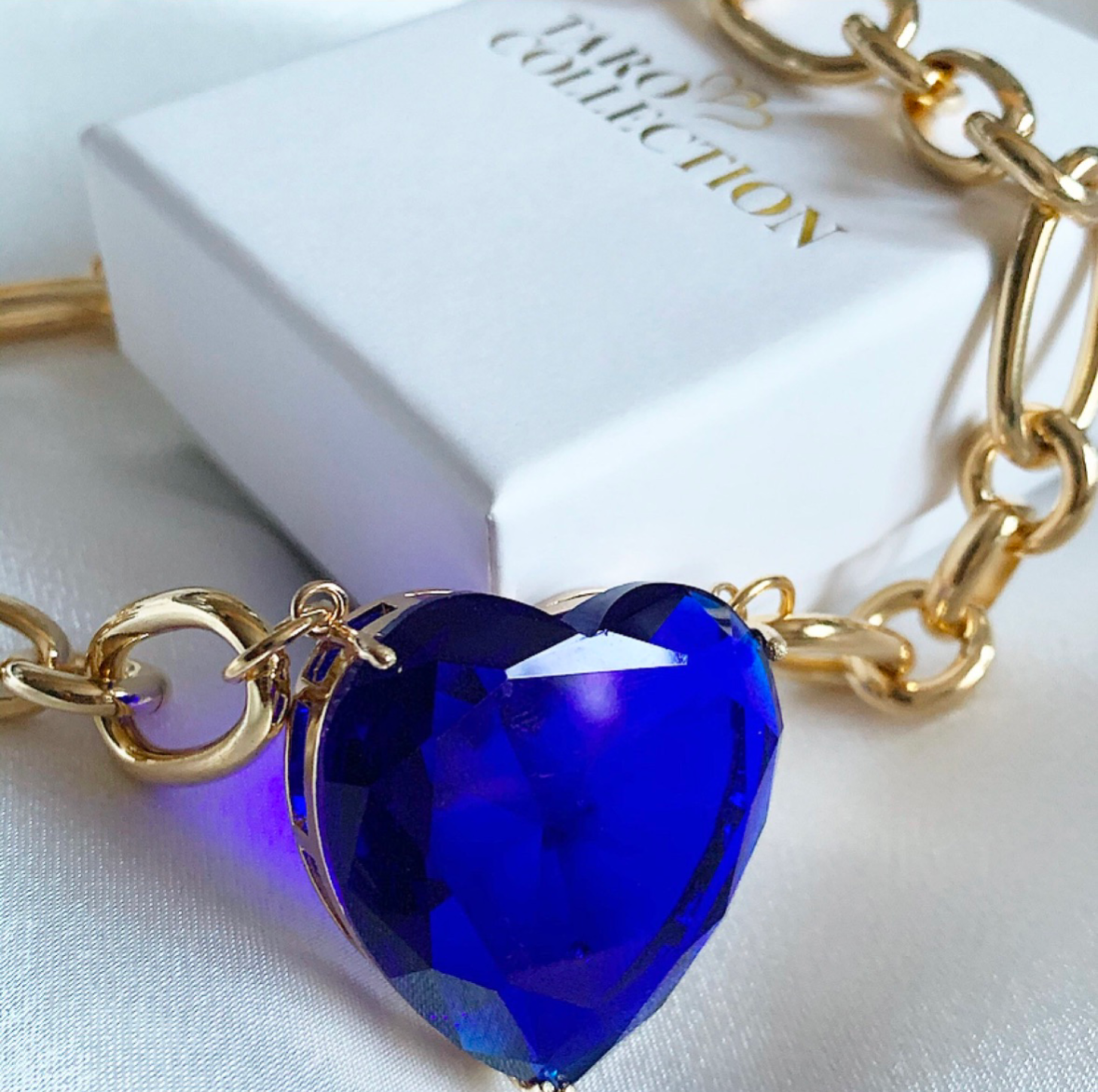 Crystal Heart Chunky Gold Chain Necklace